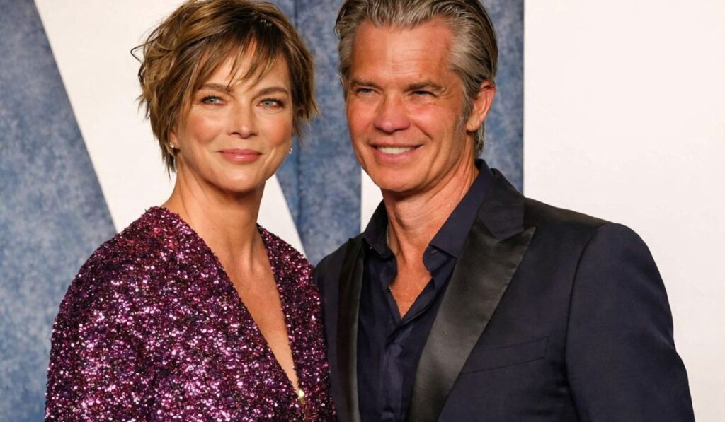 Actor Timothy Olyphant with his family